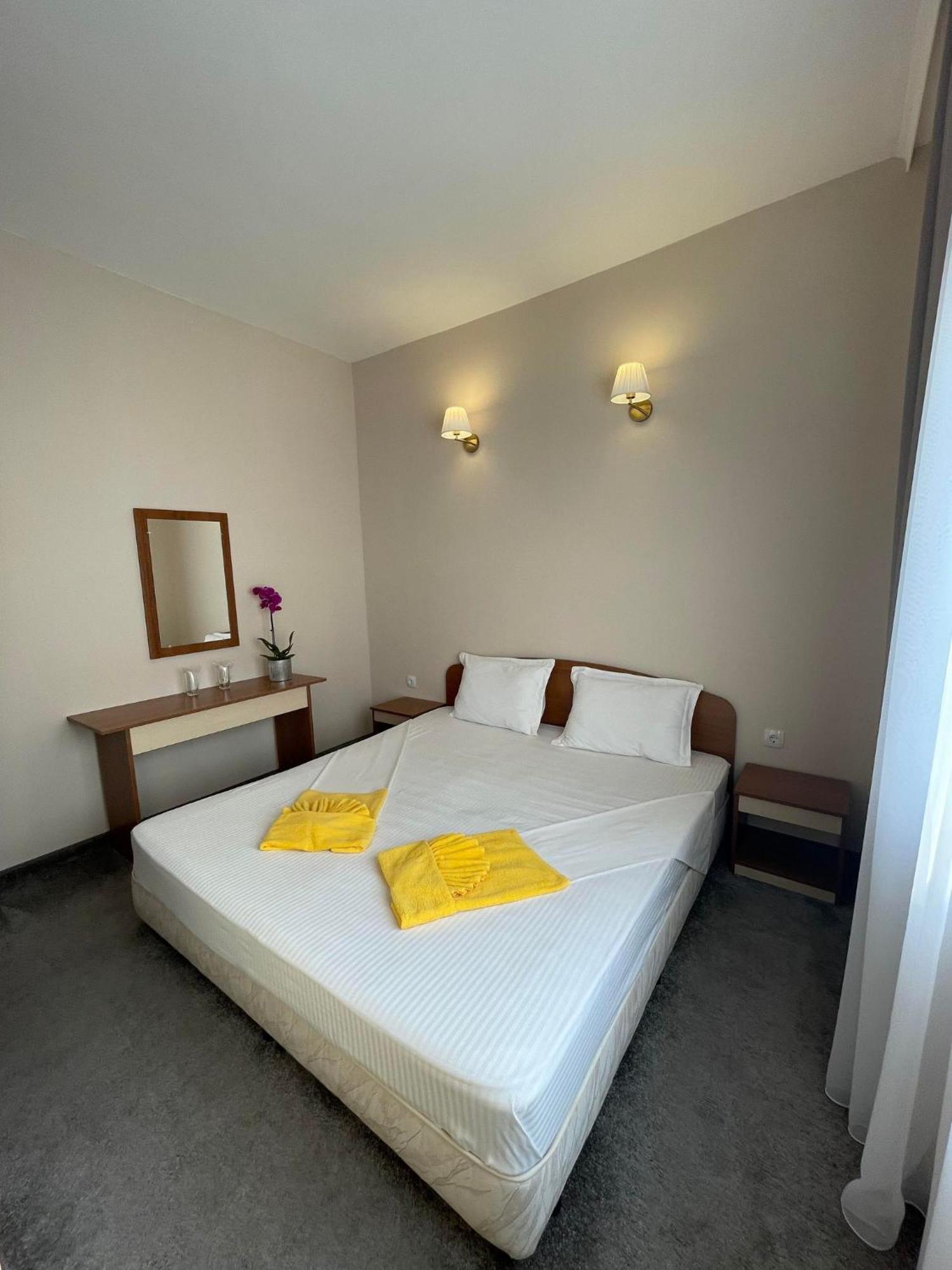 Alatoni Beach Hotel Sozopol Buitenkant foto