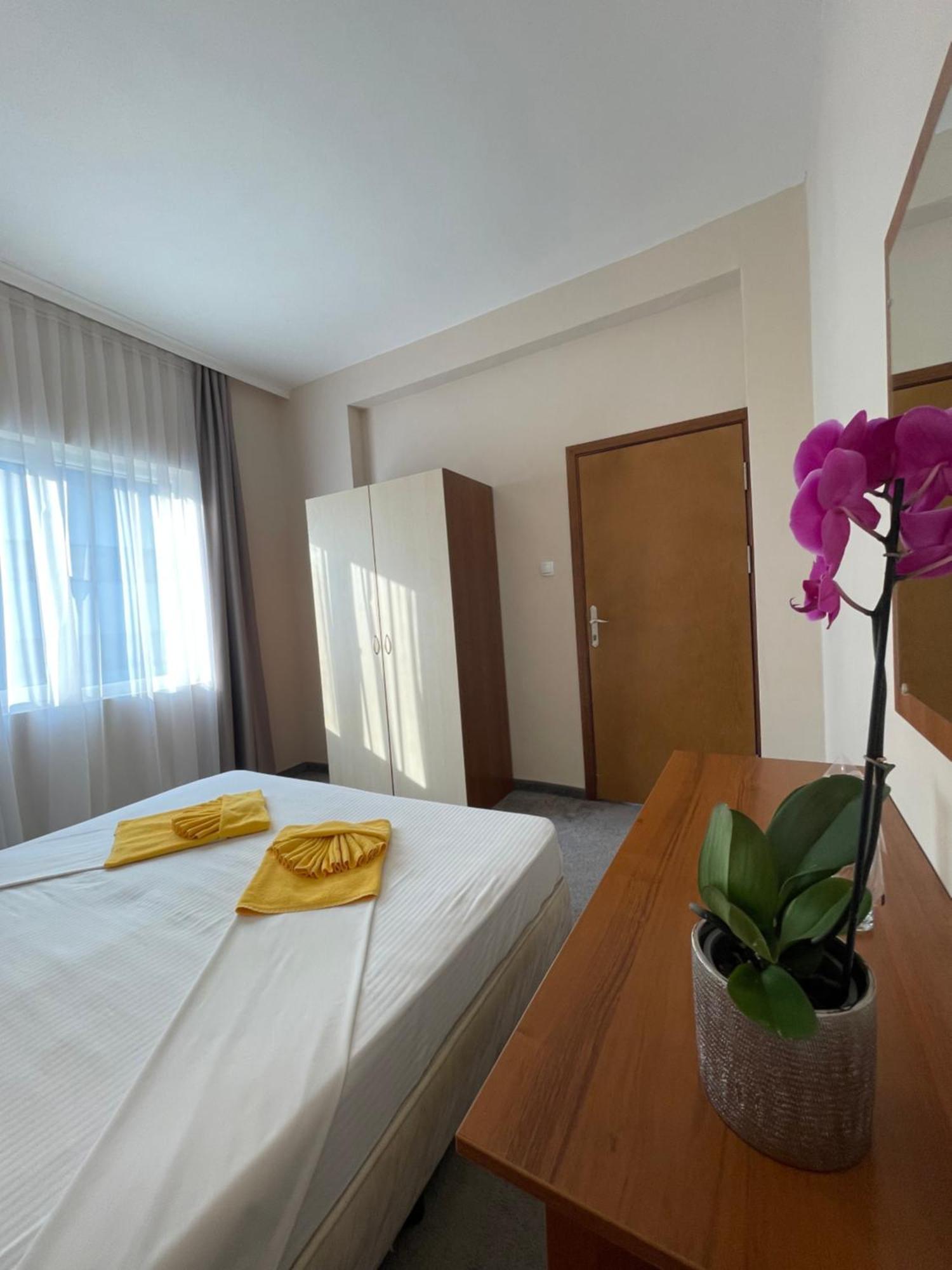 Alatoni Beach Hotel Sozopol Buitenkant foto